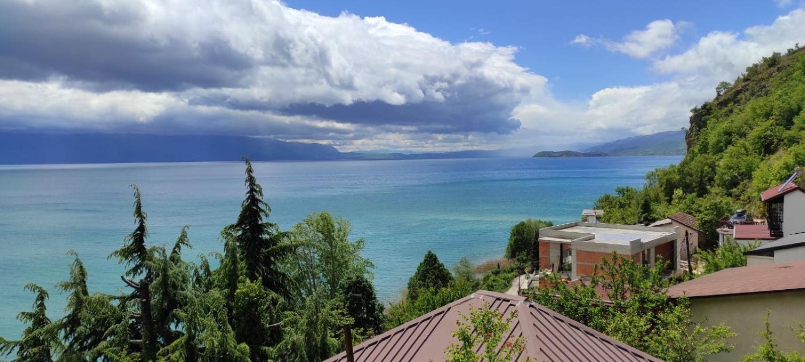 Royal View Apartments Струга Екстериор снимка