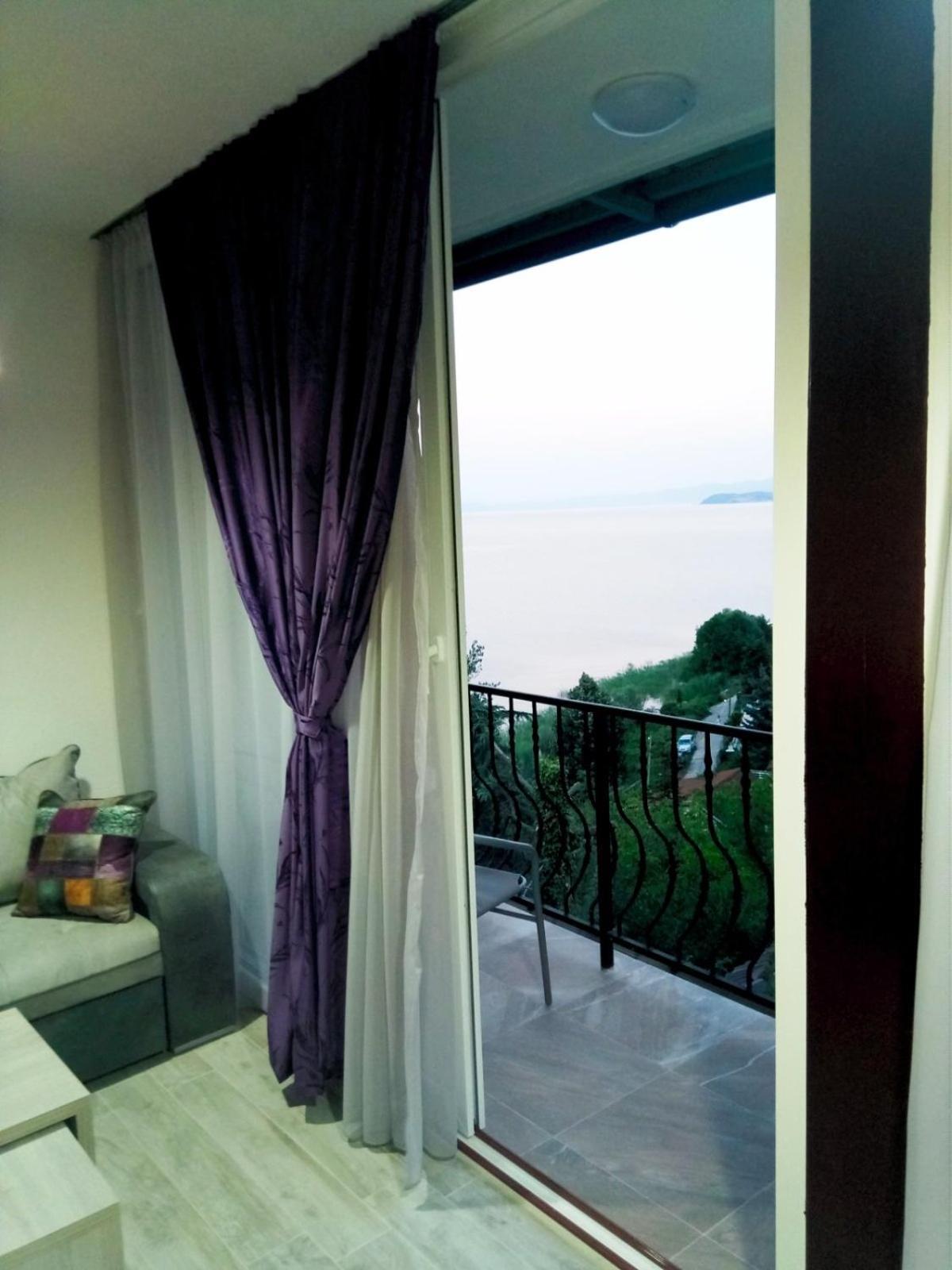 Royal View Apartments Струга Екстериор снимка