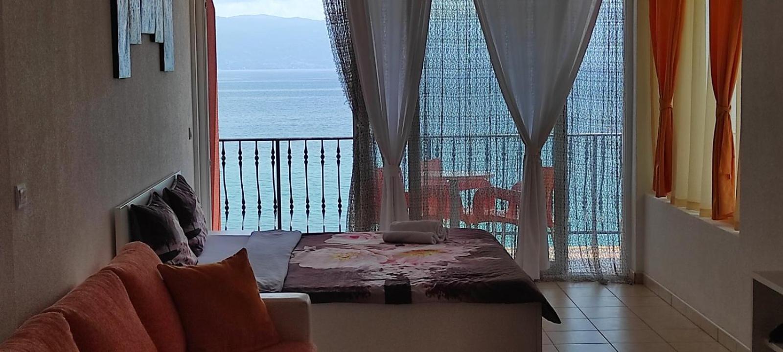 Royal View Apartments Струга Екстериор снимка