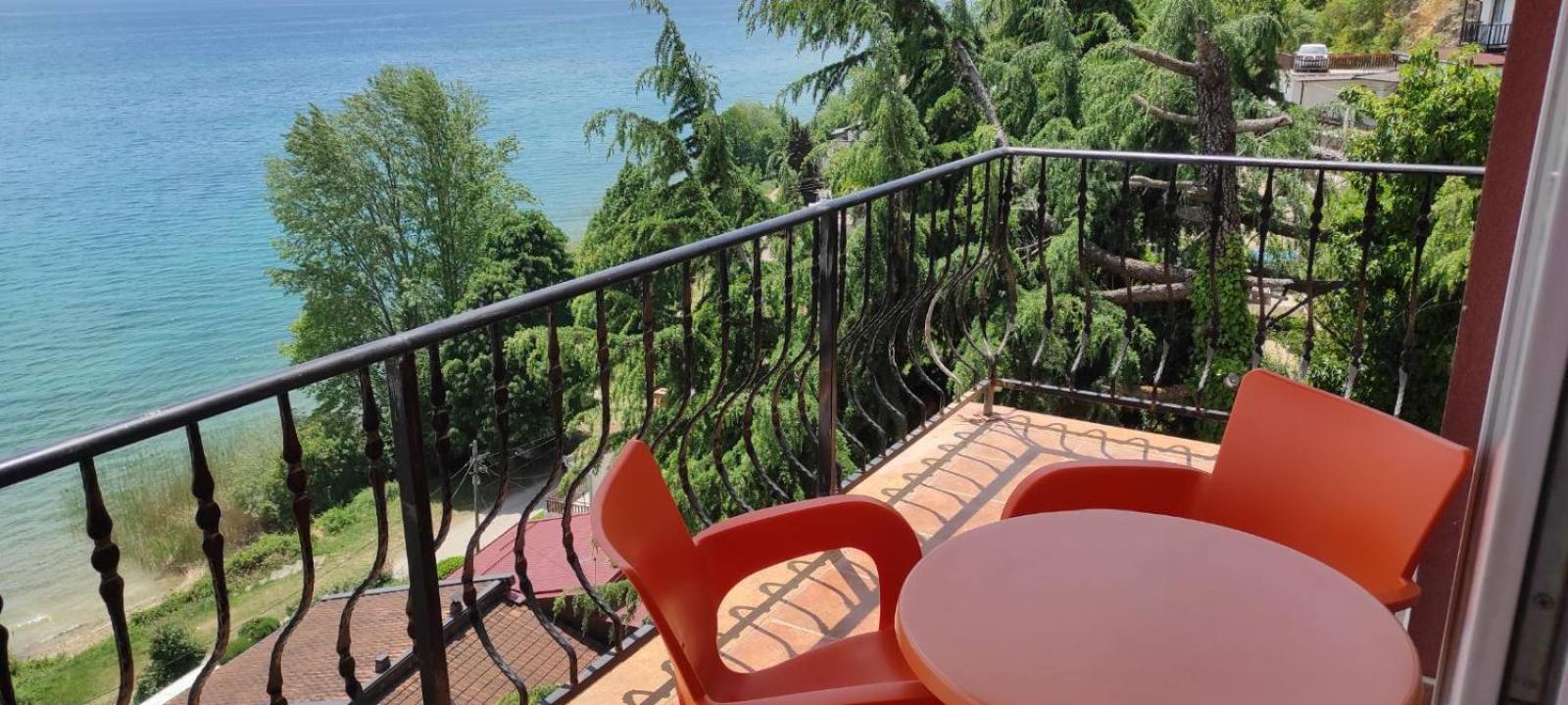Royal View Apartments Струга Екстериор снимка